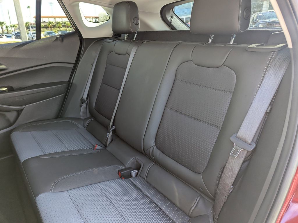 used 2025 Chevrolet Trax car, priced at $18,993