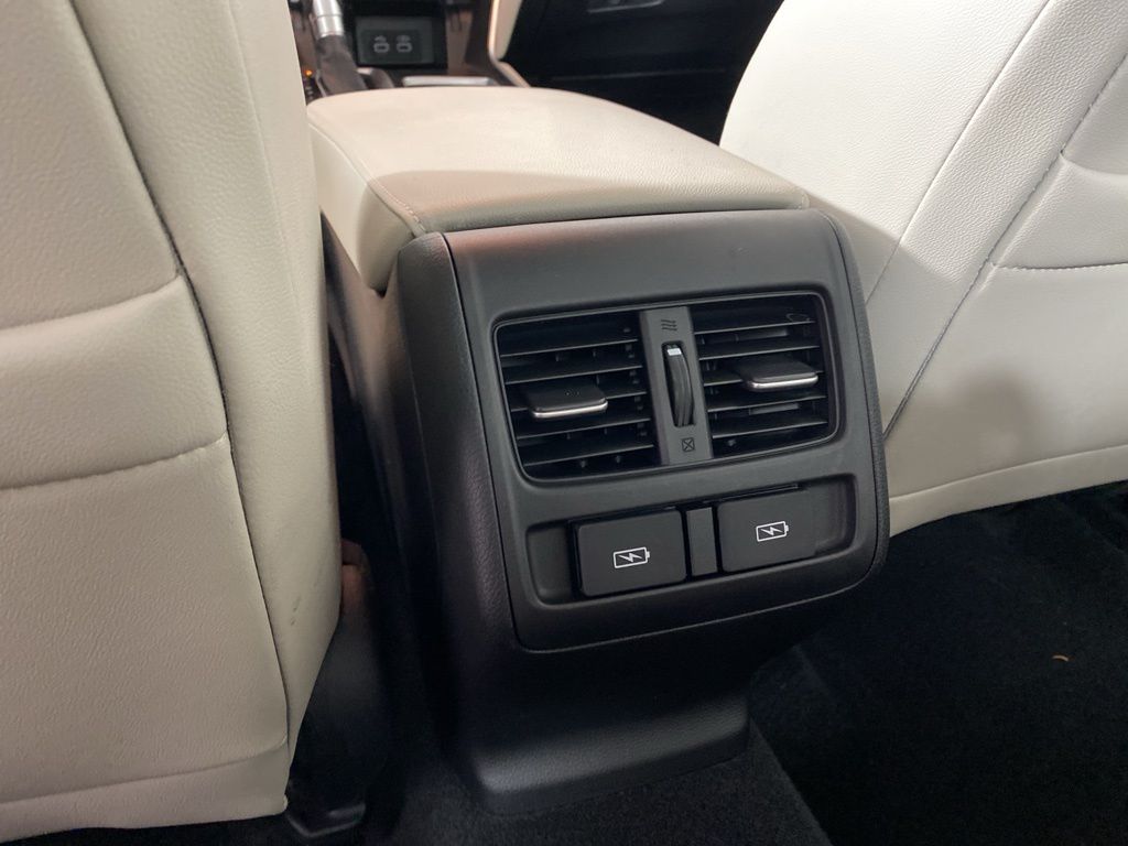 Used 2021 Red Honda EX-L image 13