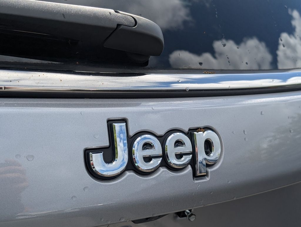 used 2023 Jeep Compass car, priced at $21,298