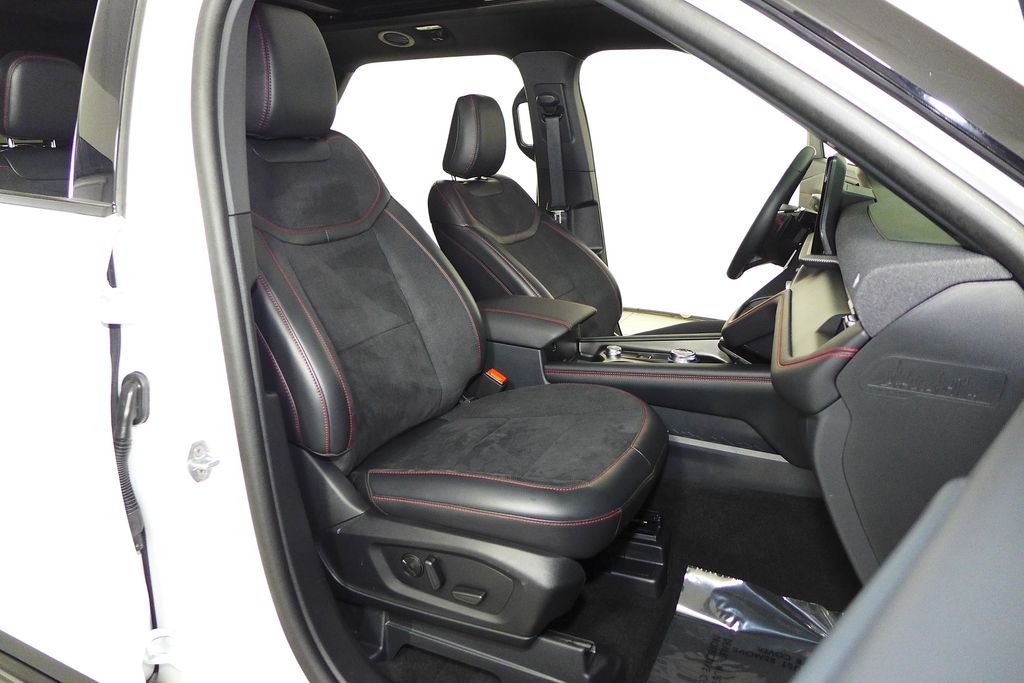 Thumbnail: 2025 Ford Explorer - 19