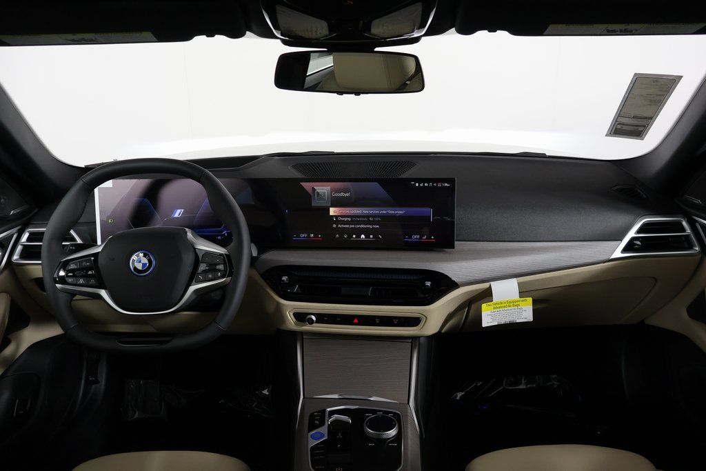 Thumbnail: 2026 BMW i4 - 4
