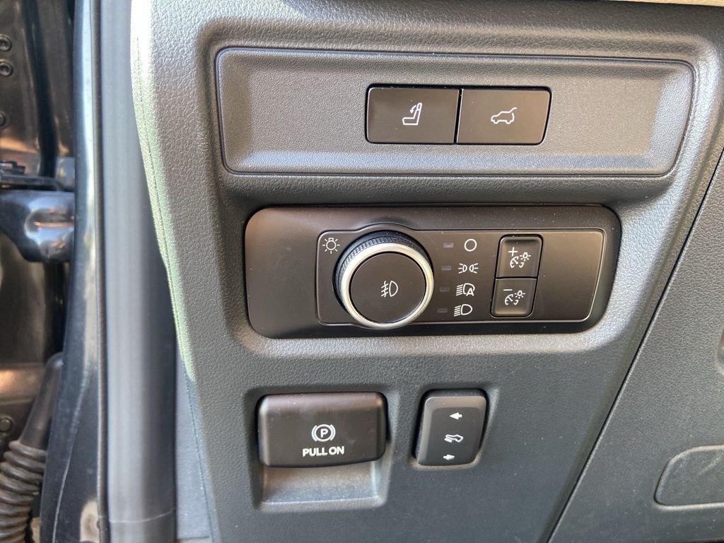 2022 Ford Expedition MAX Limited 19