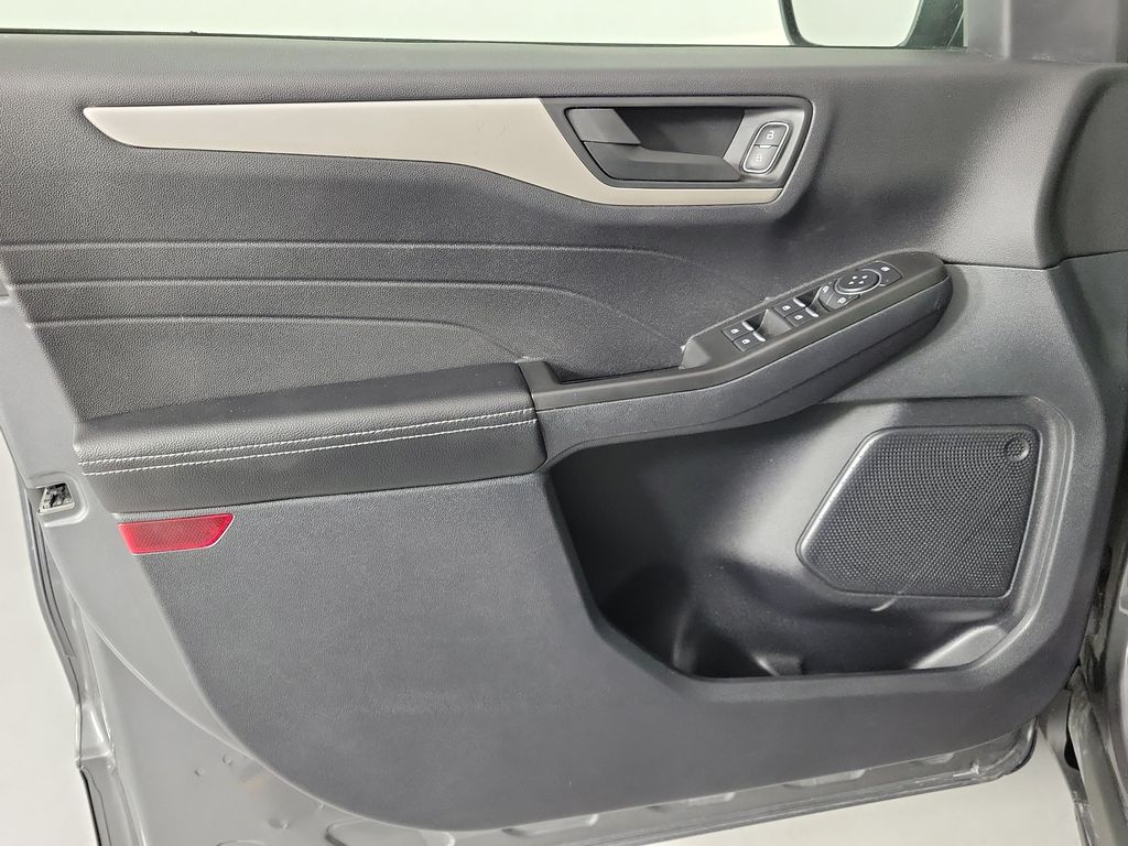 2022 Ford Escape SE Gray at Community Honda