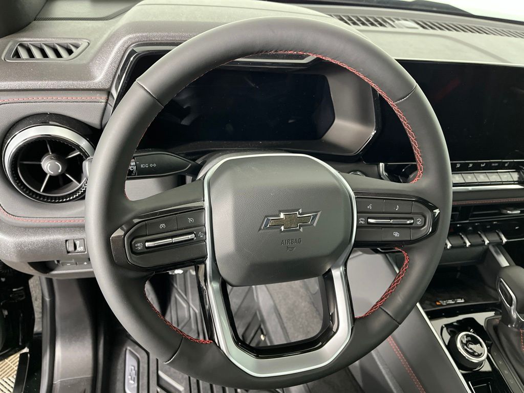 Thumbnail: 2026 Chevrolet Colorado - 30