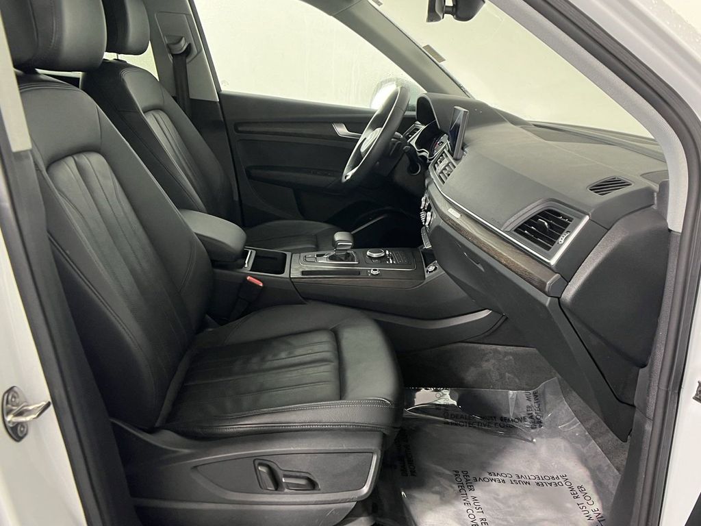 2019 Audi Q5  12