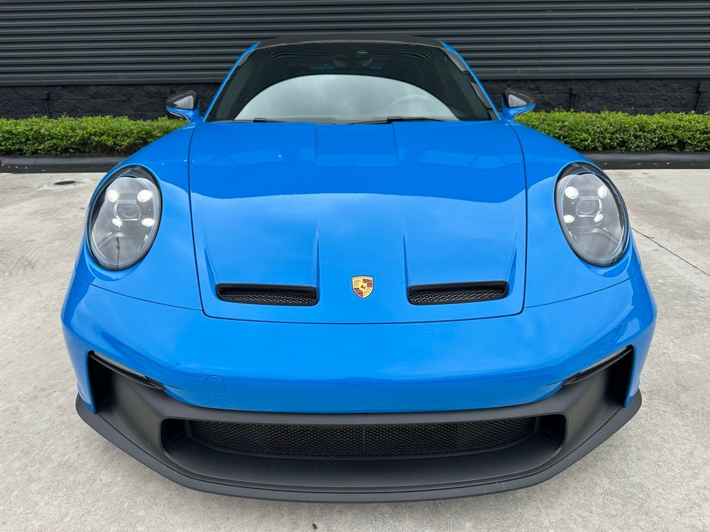 Thumbnail: 2022 Porsche 911 - 8