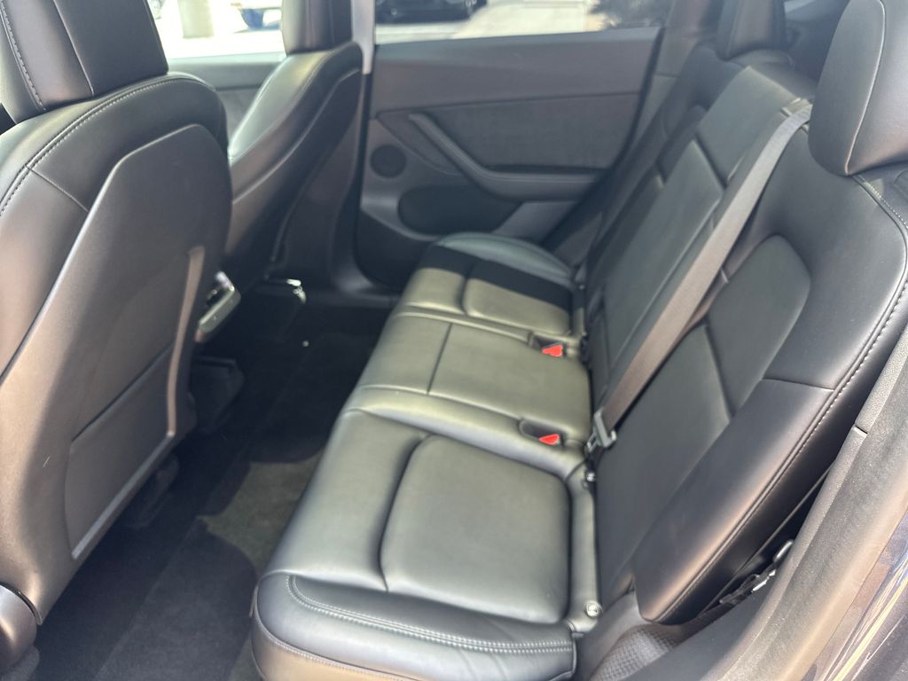 Used Car 2022 Tesla Model Y  Long Range For Sale Under $35,000 In Austin, Texas