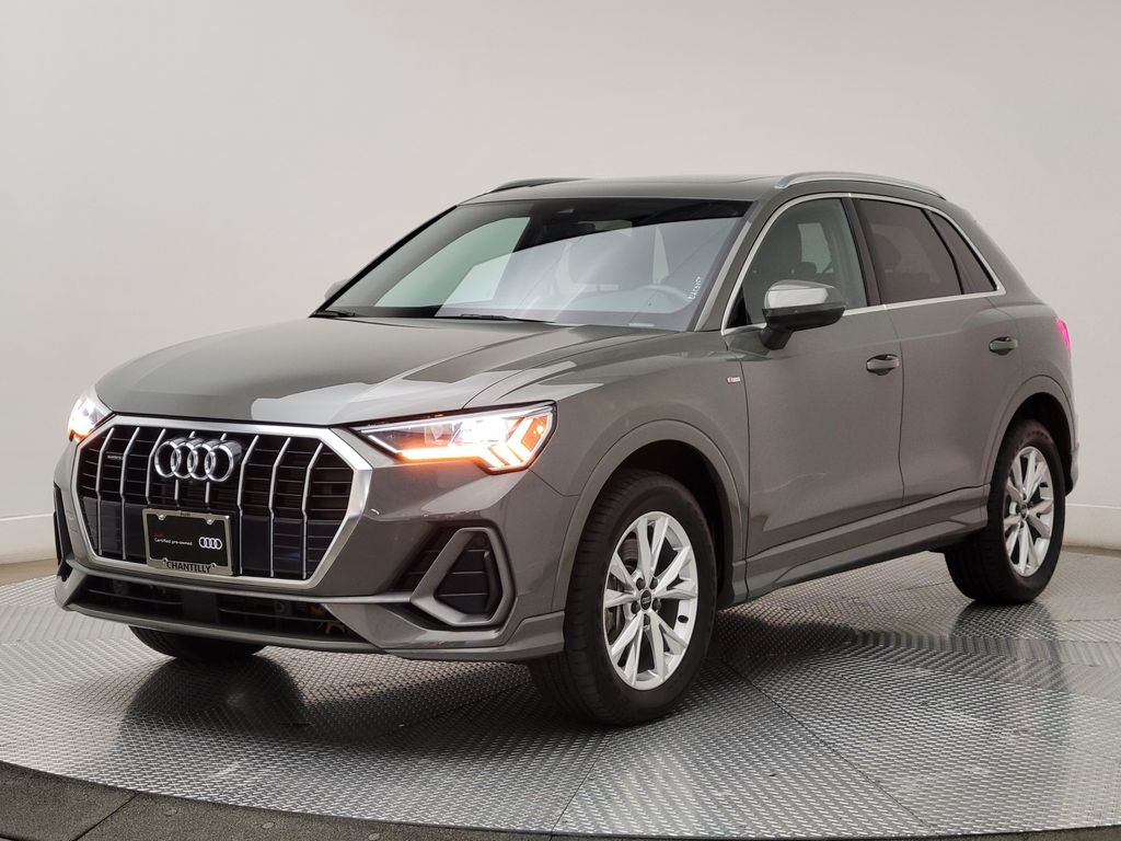 Thumbnail: 2023 Audi Q3 - 2