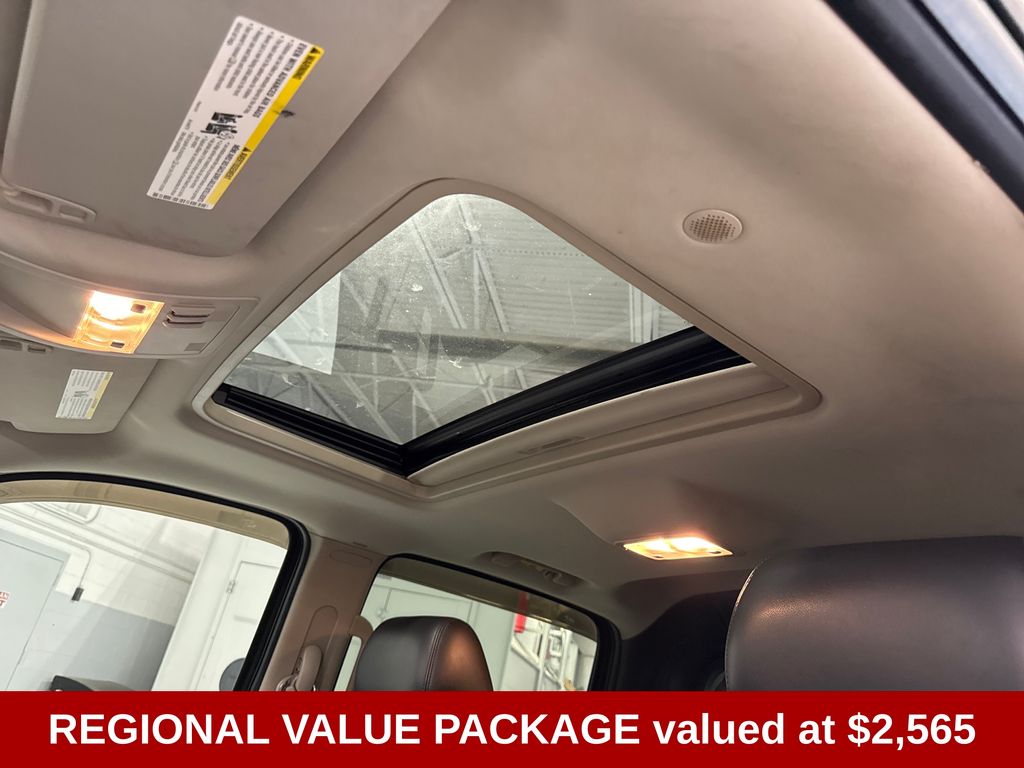 2011 Chevrolet Avalanche 1500 LT - Image 3