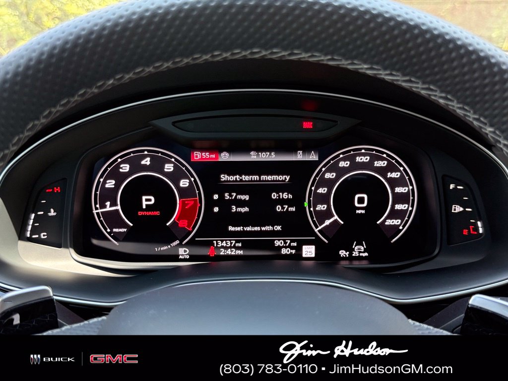 2025 Audi RS Q8 performance 4.0T White - Jim Hudson Acura - Image 31