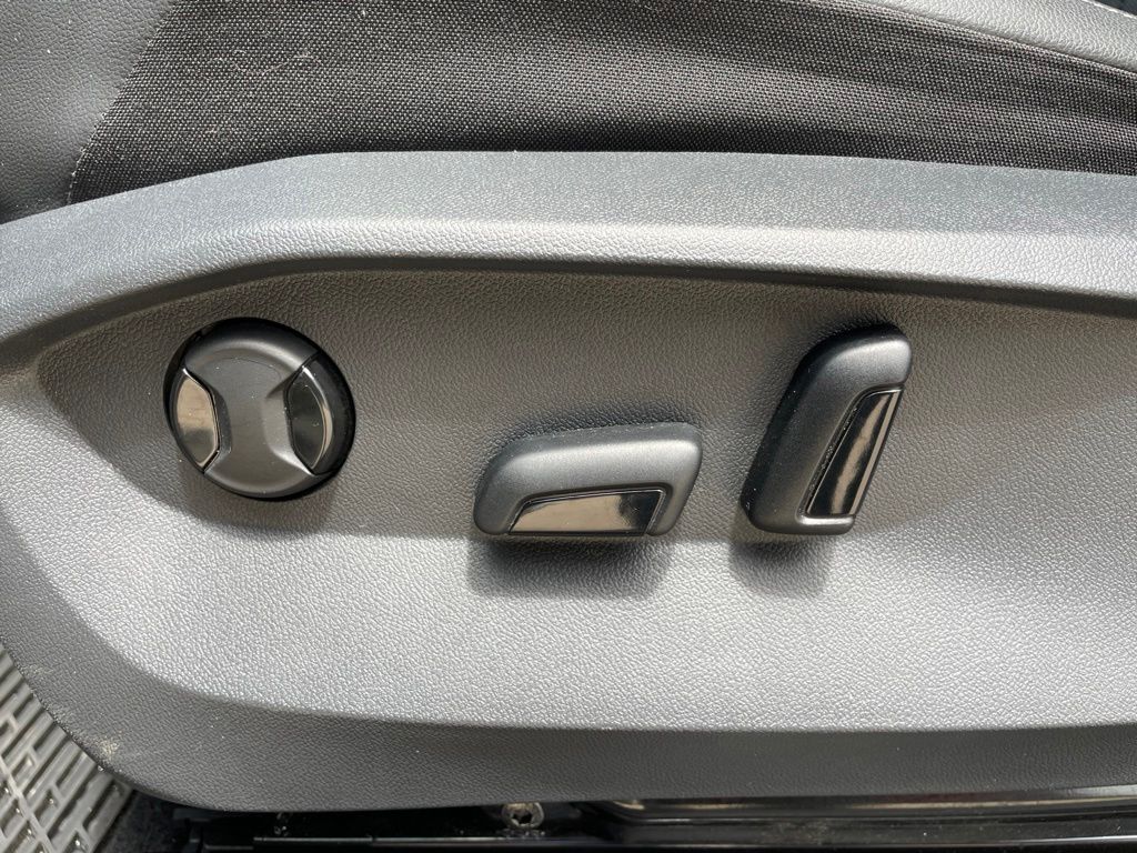 Used Car 2024 Volkswagen Tiguan  2.0t Se For Sale Under $30,000 In Georgetown, Texas