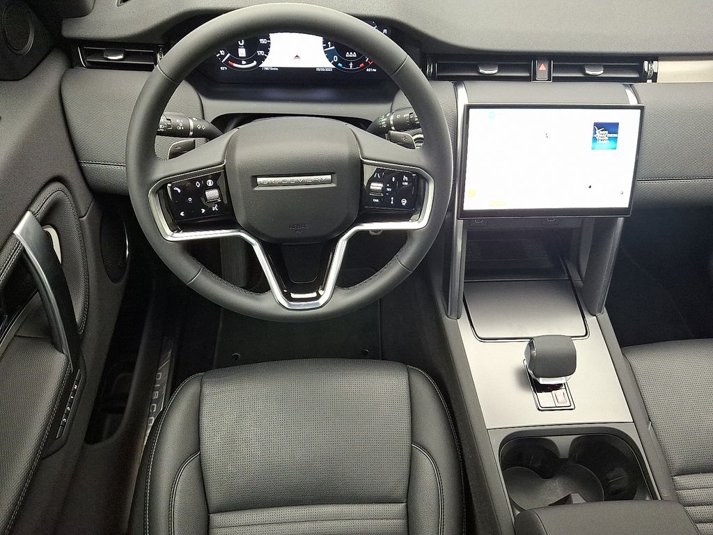 Thumbnail: 2025 Land Rover Discovery Sport - 12