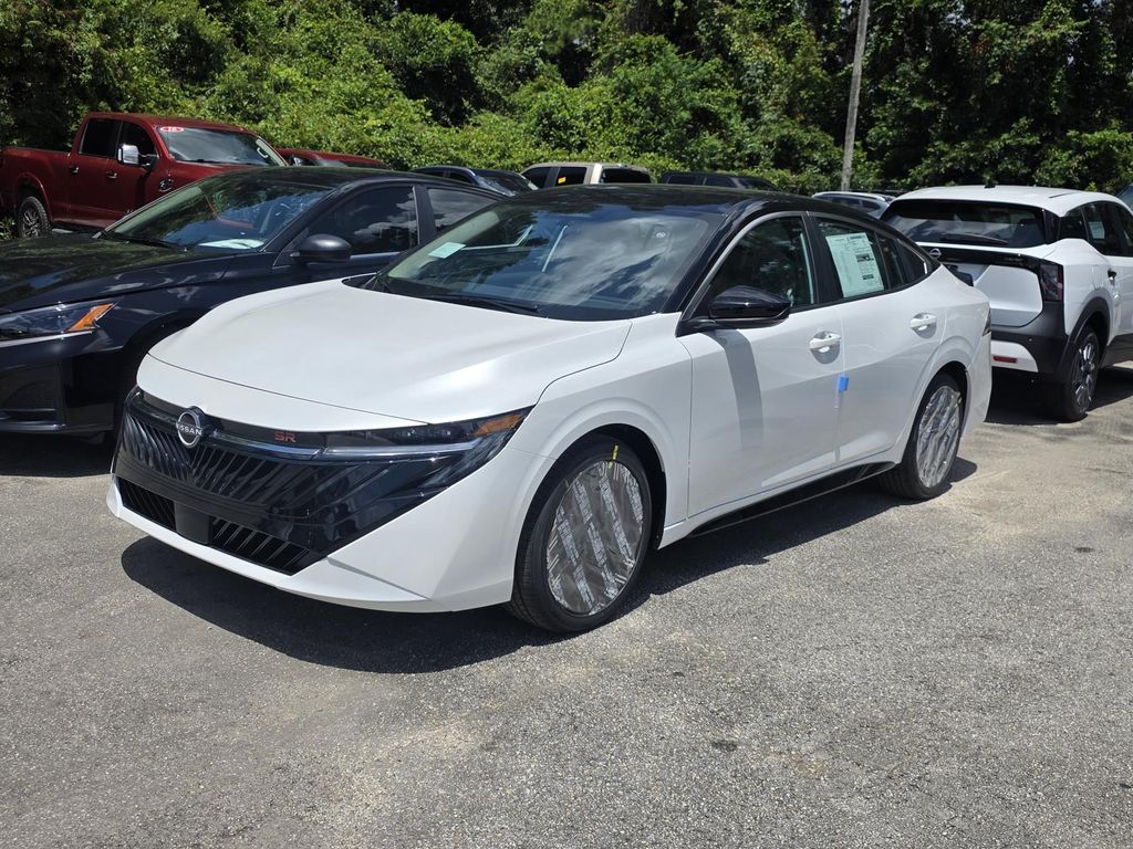 Aspen White/Super Black 2026 Nissan Sentra Sedan Front-Wheel Drive Continuously Variable Transmission