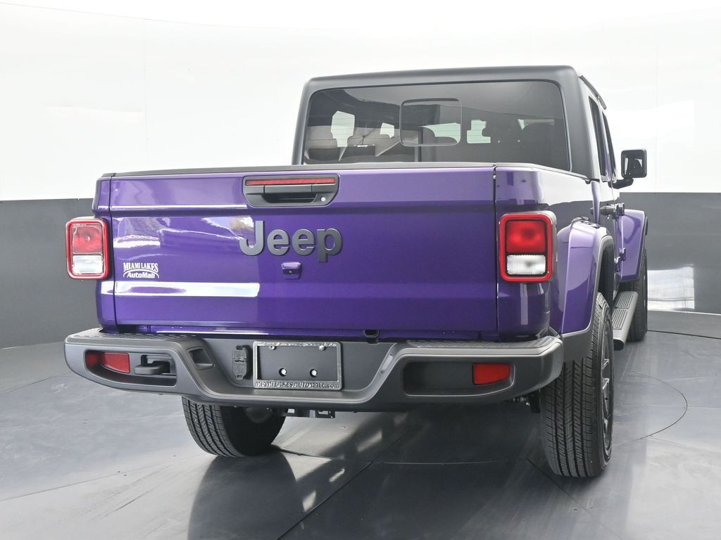 New 2026 Reign Jeep Sport S image 5