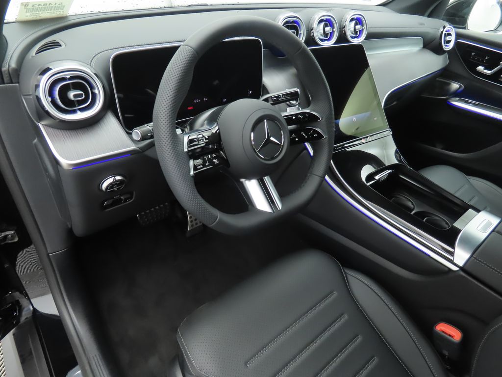 Thumbnail: 2026 Mercedes-Benz GLC - 9