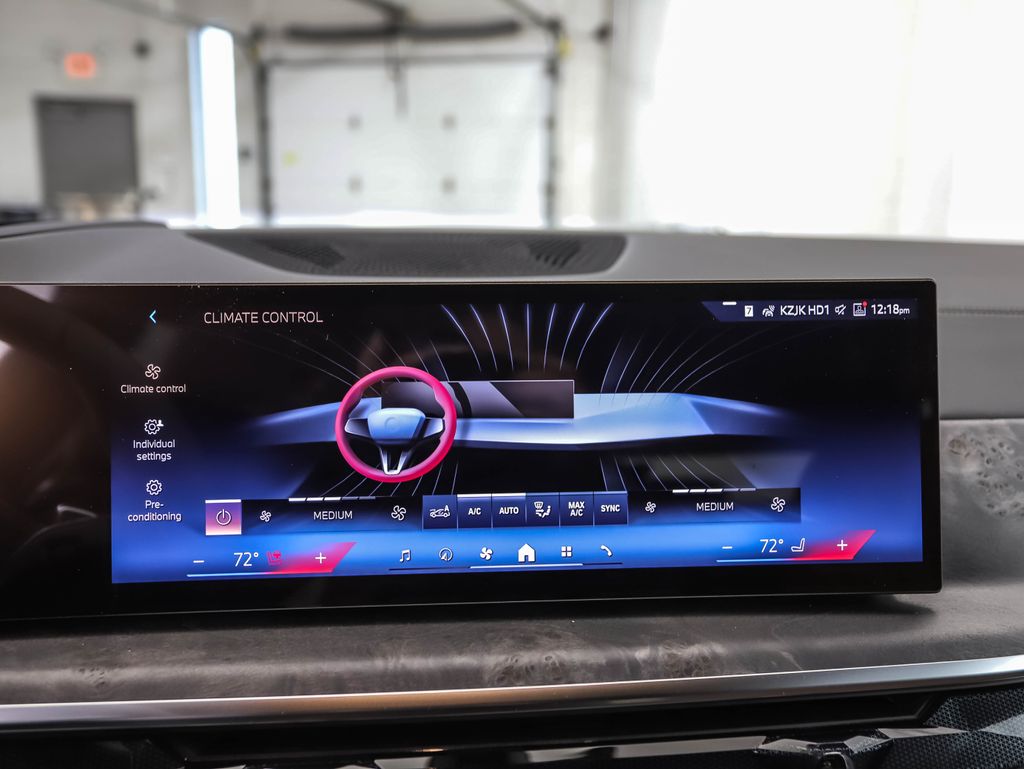 Thumbnail: 2026 BMW X5 - 18