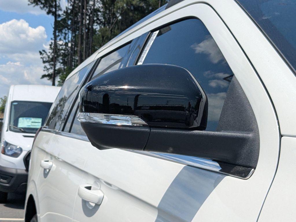 2026 Ford Expedition King Ranch