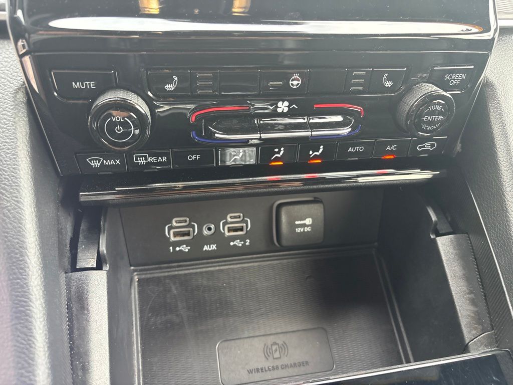 Used 2025 Jeep Grand Cherokee SUV