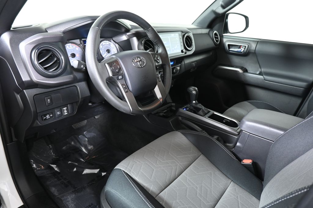 Thumbnail: 2023 Toyota Tacoma - 14