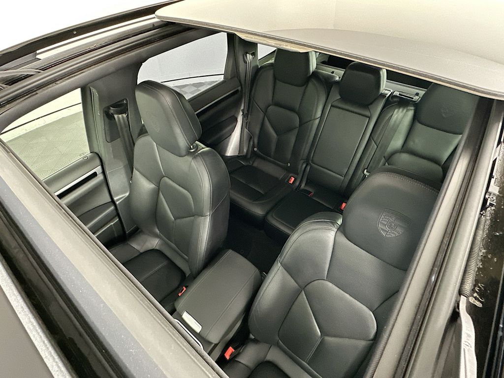 Thumbnail: 2017 Porsche Cayenne - 22