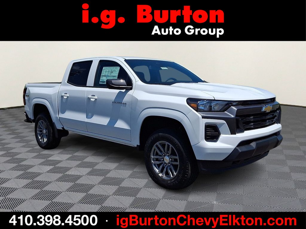 Summit White 2026 Chevrolet Colorado LT Crew Cab 4WD Pickup Truck Four-Wheel Drive 8-Speed Automatic