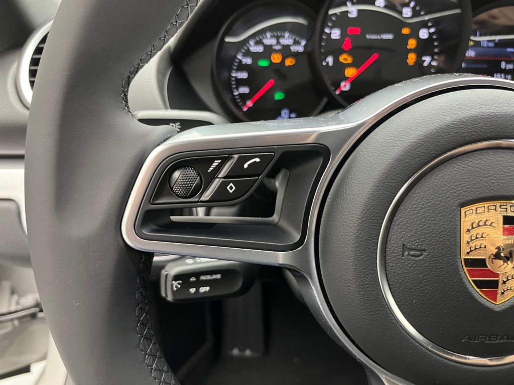 Thumbnail: 2025 Porsche 718 Cayman - 13