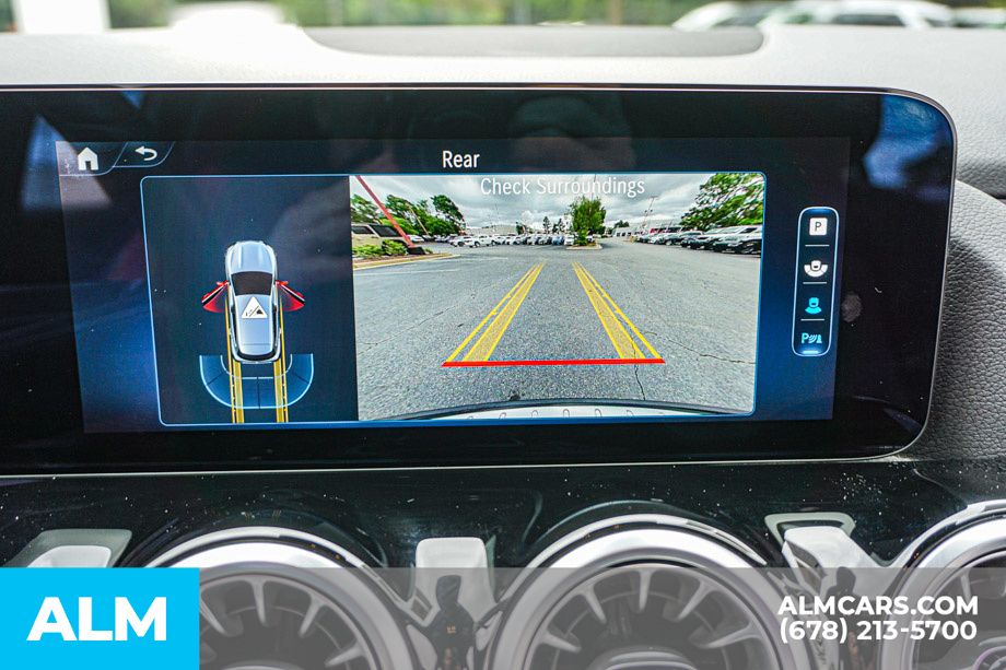 Used 2025 Black Mercedes-Benz GLA 250 image 36