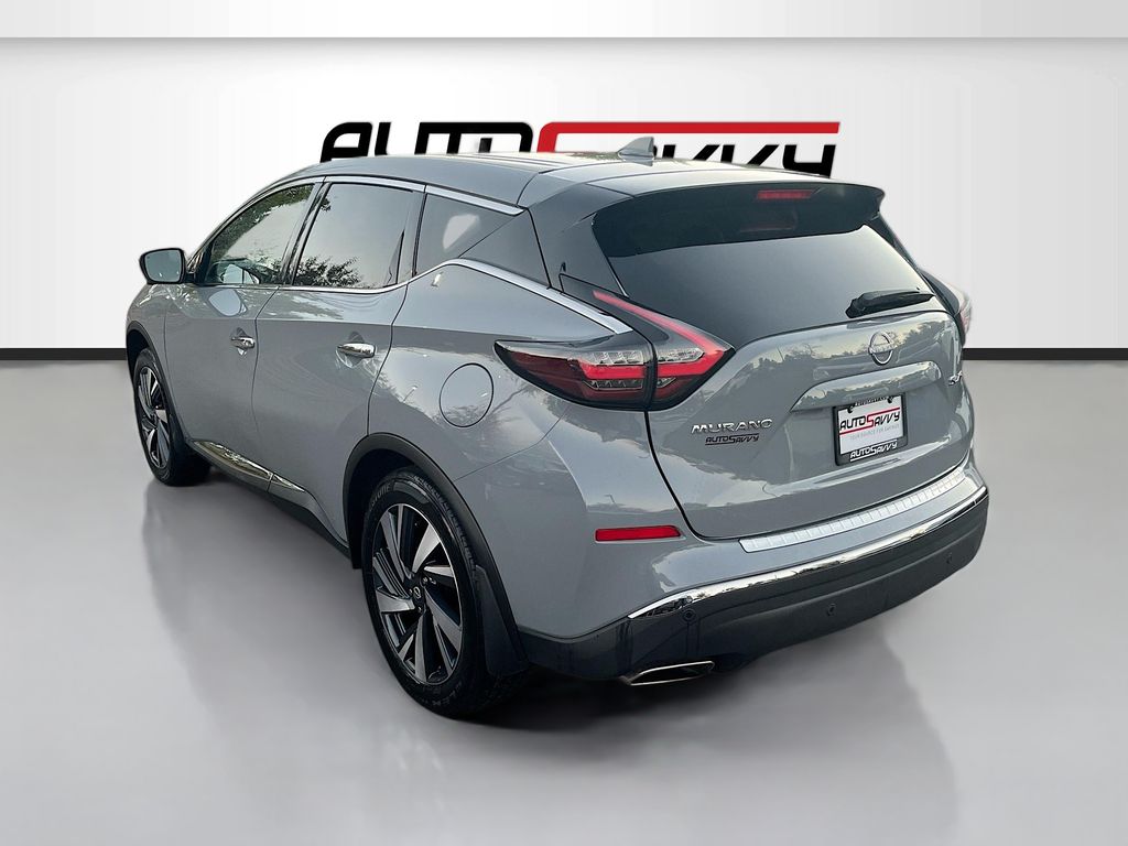Used 2024 Gray Nissan SL image 5