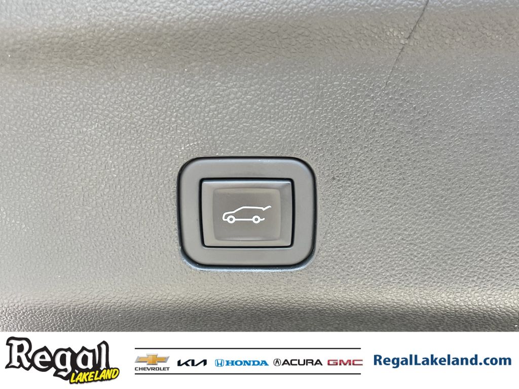 used 2023 GMC Yukon XL car, priced at $59,991