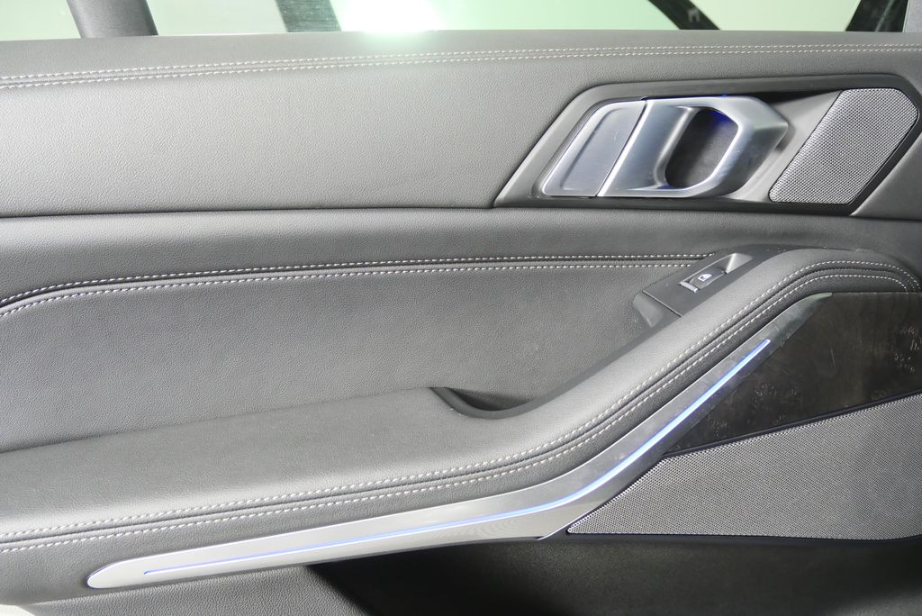 Thumbnail: 2024 BMW X5 - 13