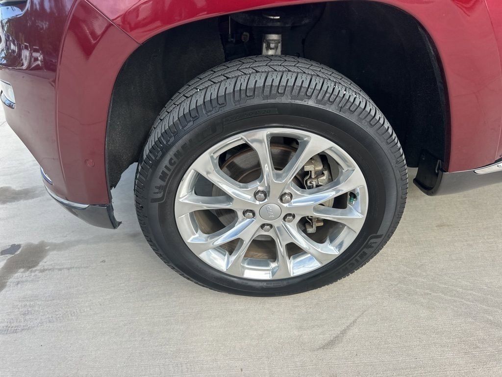 2021 Velvet Red Pearlcoat Jeep Grand Cherokee Summit 4X4 SUV
