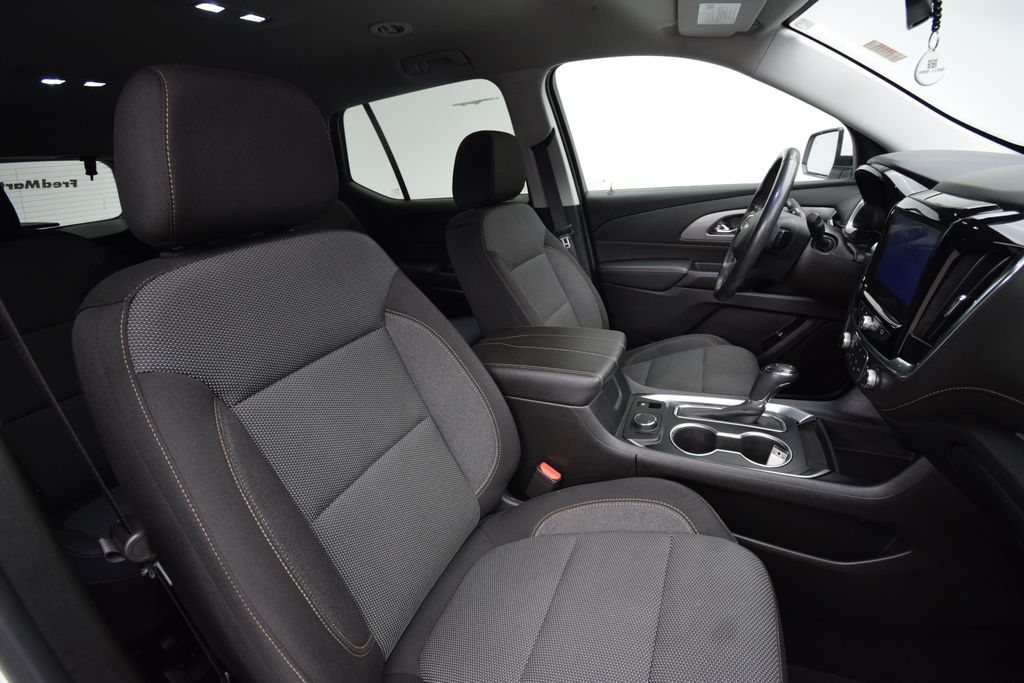 used 2020 Chevrolet Traverse car, priced at $20,000