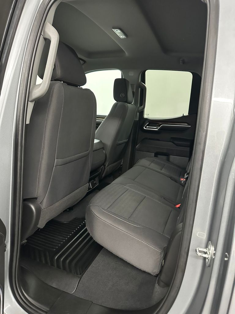 used 2023 GMC Sierra 1500 car, priced at $36,985