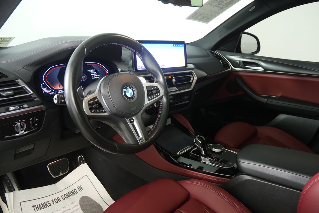 Thumbnail: 2023 BMW X4 - 13