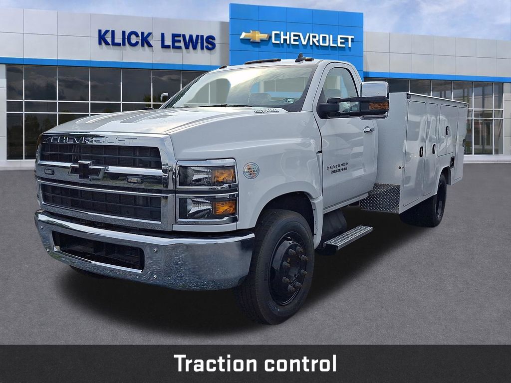 2024 Chevrolet Silverado 5500HD 1LT - 1