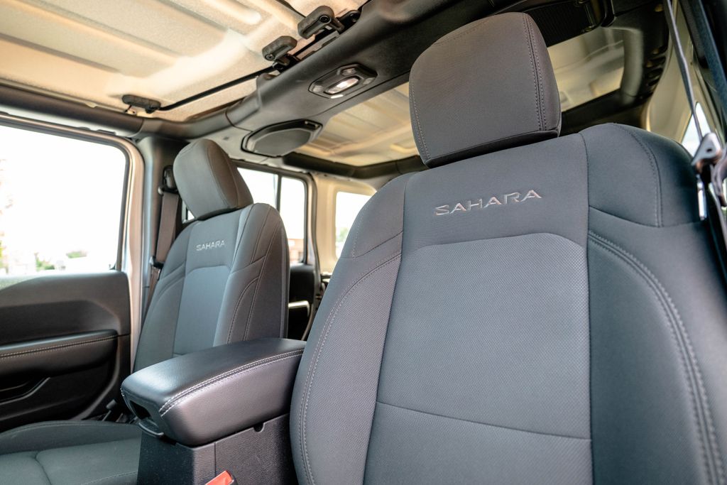 Used 2018 Jeep Wrangler SUV