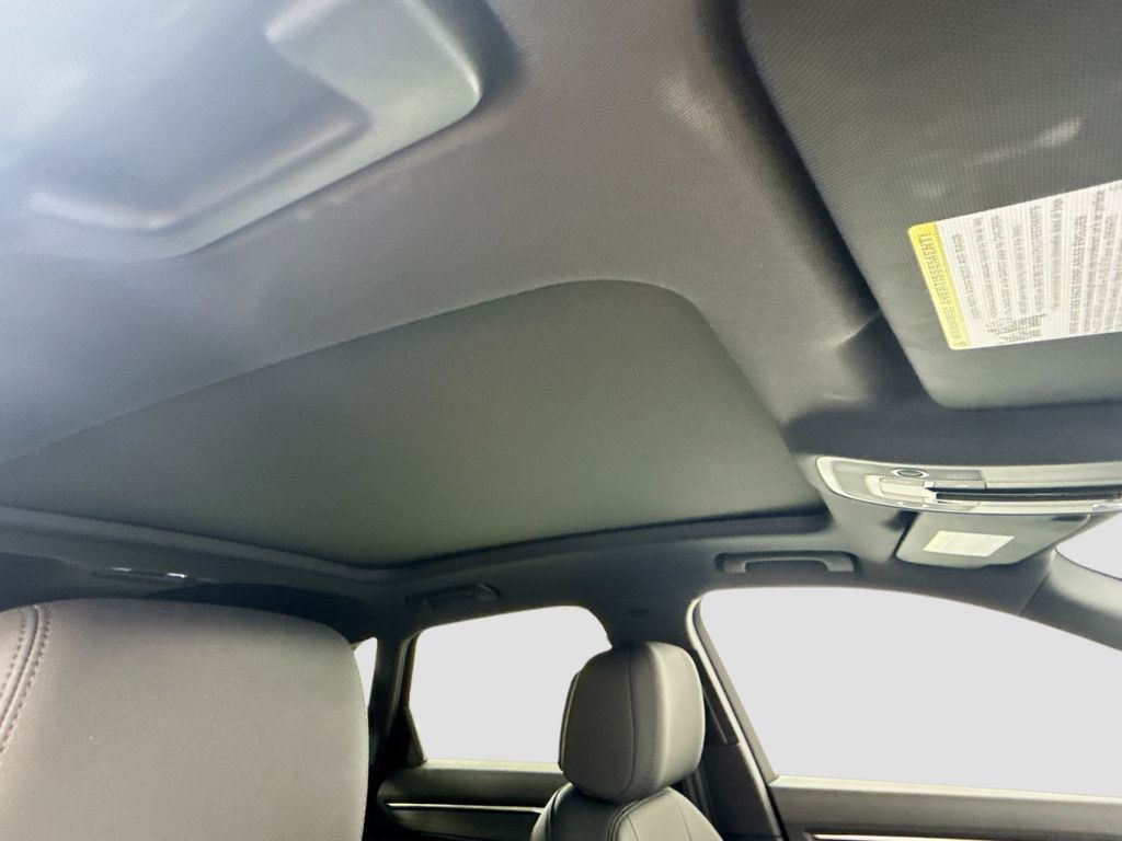 Thumbnail: 2025 Audi Q3 - 16