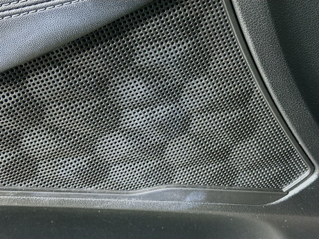 Thumbnail: 2019 Hyundai Santa Fe - 18