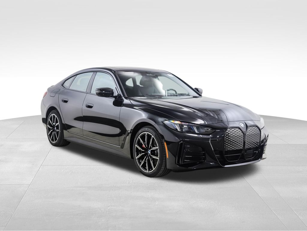 Thumbnail: 2026 BMW i4 - 7