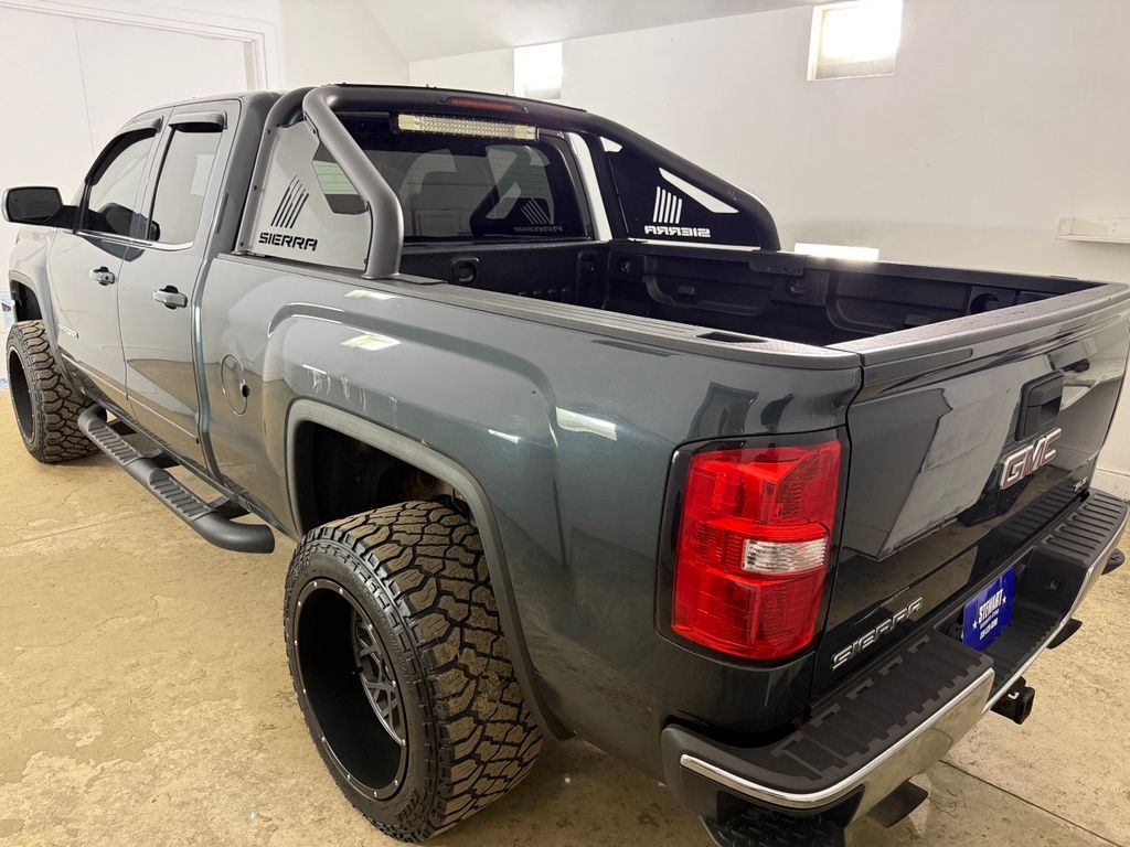 Photo 3 of 2017 GMC Sierra 1500 SLE
