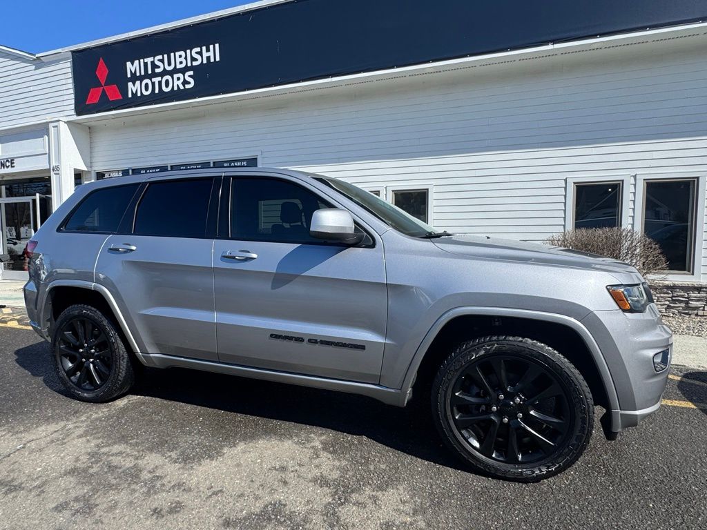 Billet Silver Metallic Clearcoat 2019 Jeep Grand Cherokee Altitude 4WD SUV / Crossover Four-Wheel Drive 8-Speed Automatic