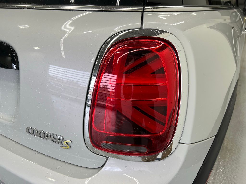 2022 MINI Cooper SE 5