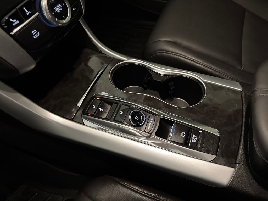 Certified Used 2020  Acura 3.5L V6 image 30