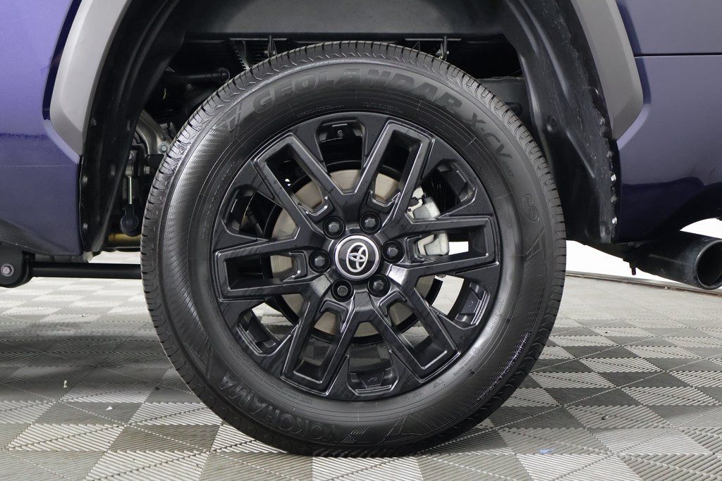 Thumbnail: 2025 Toyota Tundra - 16