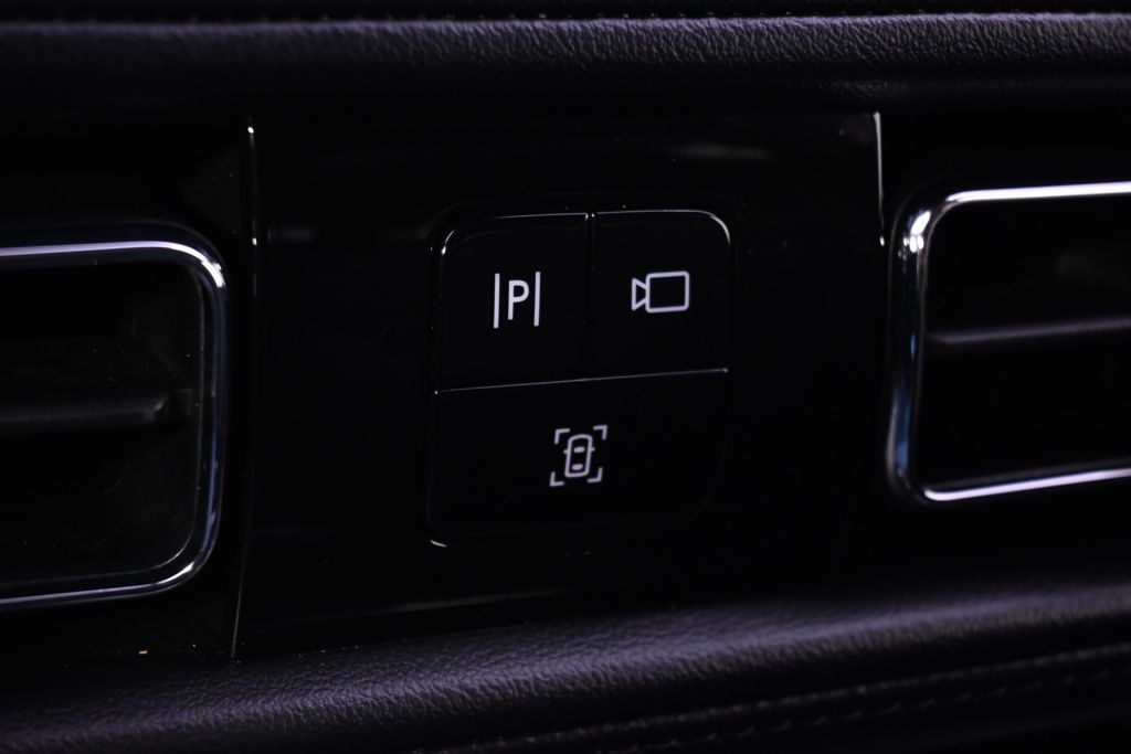 Certified Used 2023 Blue Lincoln Reserve image 30