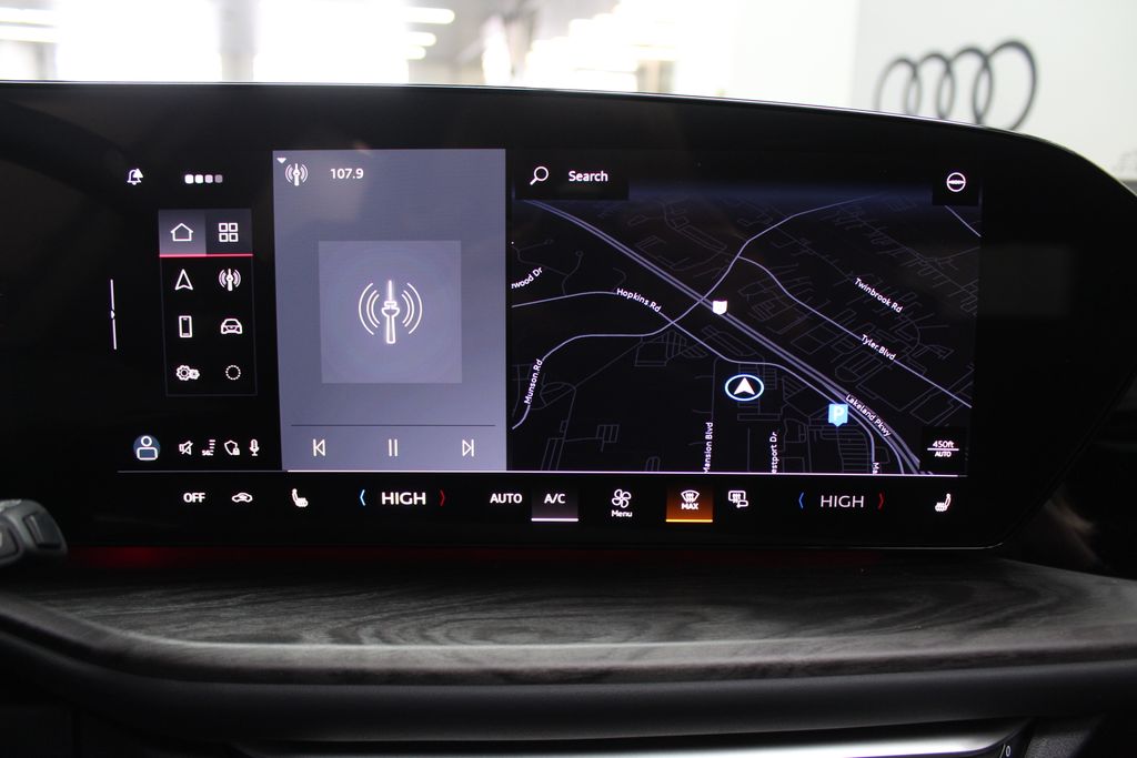 Thumbnail: 2025 Audi Q5 - 15