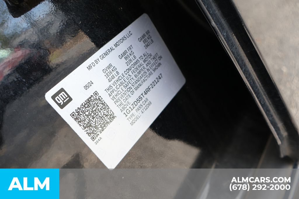 Used 2025 Black Chevrolet LT image 38