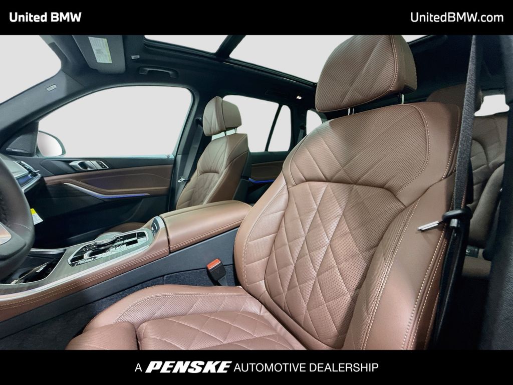 Thumbnail: 2026 BMW X5 - 5