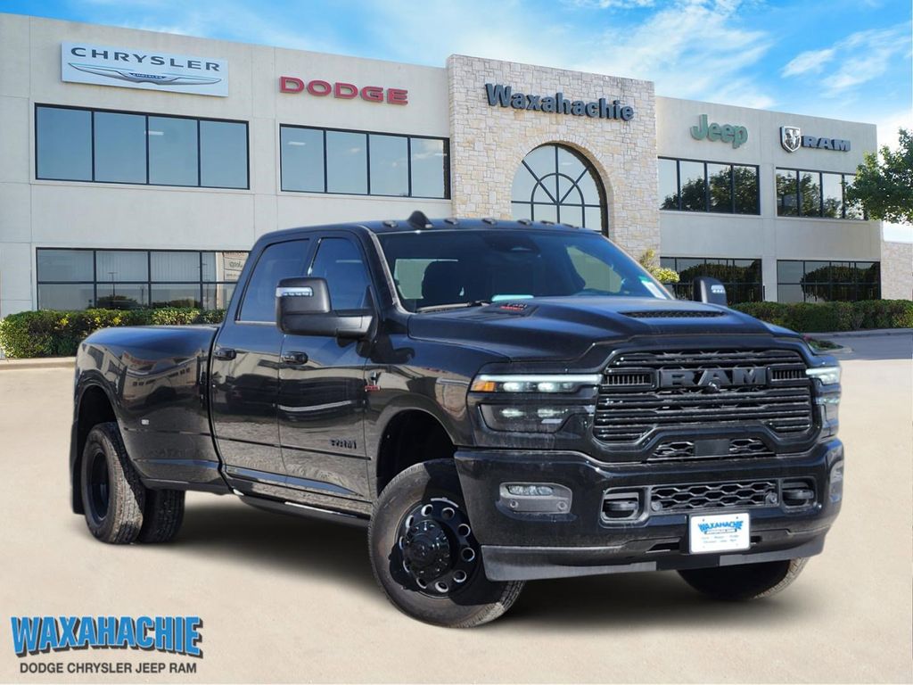 2026 RAM 3500 Laramie Crew Cab LB DRW 4WD