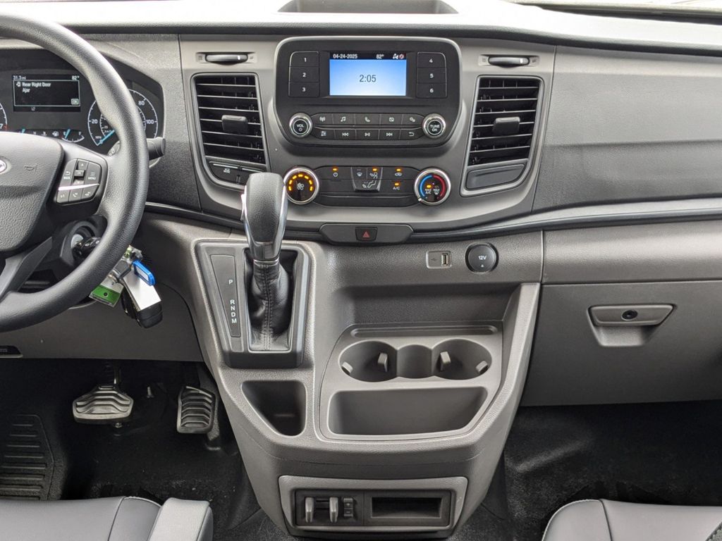 2025 Ford Transit 250